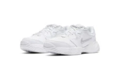 Nikecourt Jr. Lite 2 Tennisschoen Wit/wit Kids 9 Nikecourt Jr. Lite 2 Tennisschoen Wit/wit Kids -Schoenenwinkel 37092405 3