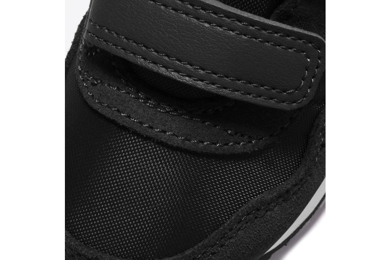 Nike MD Valiant Sneaker Zwart/wit Peuter 5 Nike MD Valiant Sneaker Zwart/wit Peuter - Afbeelding 3