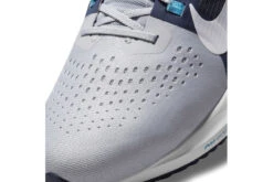 Nike Air Zoom Vomero 15 Loopschoen Grijs/blauw Heren 12 Nike Air Zoom Vomero 15 Loopschoen Grijs/blauw Heren -Schoenenwinkel 37094725 5