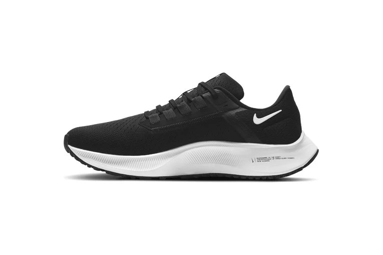 Nike Air Zoom Pegasus 38 Loopschoen Zwart/wit Heren 4 Nike Air Zoom Pegasus 38 Loopschoen Zwart/wit Heren - Afbeelding 2