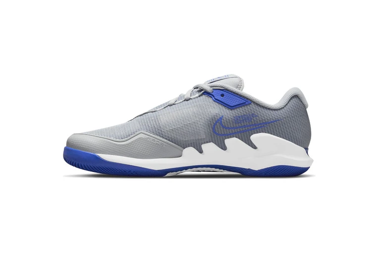 NikeCourt Air Zoom Vapor Pro HC Tennisschoen Grijs/blauw Heren 4 NikeCourt Air Zoom Vapor Pro HC Tennisschoen Grijs/blauw Heren - Afbeelding 2