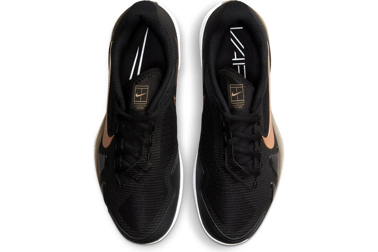 NikeCourt Air Zoom Vapor Pro Clay Tennisschoen Zwart/goud Dames 6 NikeCourt Air Zoom Vapor Pro Clay Tennisschoen Zwart/goud Dames - Afbeelding 4