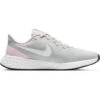 Nike Revolution 5 Loopschoen Grijs/roze Kids 1 Nike Revolution 5 Loopschoen Grijs/roze Kids -Schoenenwinkel 37096551 0