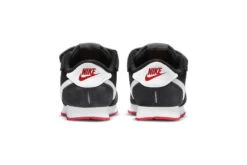 Nike MD Valiant Sneaker Zwart/wit Peuter 11 Nike MD Valiant Sneaker Zwart/wit Peuter -Schoenenwinkel 37096554 5