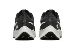 Nike Air Zoom Pegasus 38 Shield Loopschoen Zwart Heren 12 Nike Air Zoom Pegasus 38 Shield Loopschoen Zwart Heren -Schoenenwinkel 37100781 5