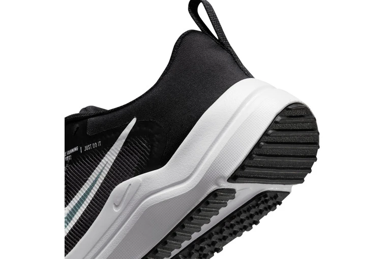 Nike Downshifter 12 Loopschoenen Zwart/Dark Smoke Grey/Wit KIDS 6 Nike Downshifter 12 Loopschoenen Zwart/Dark Smoke Grey/Wit KIDS - Afbeelding 5