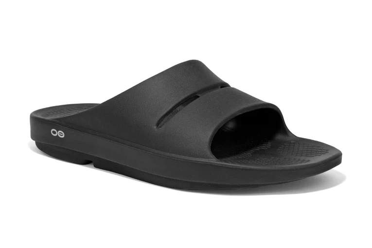 Oofos Ooahh Recuperatieslipper Zwart Unisex 3 Oofos Ooahh Recuperatieslipper Zwart Unisex