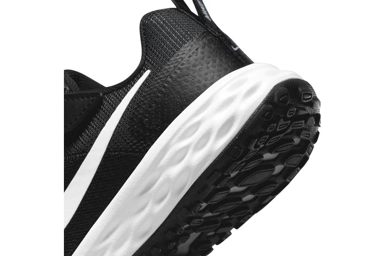 Nike Revolution 6 Sneaker Zwart/wit KIDS 8 Nike Revolution 6 Sneaker Zwart/wit KIDS - Afbeelding 6