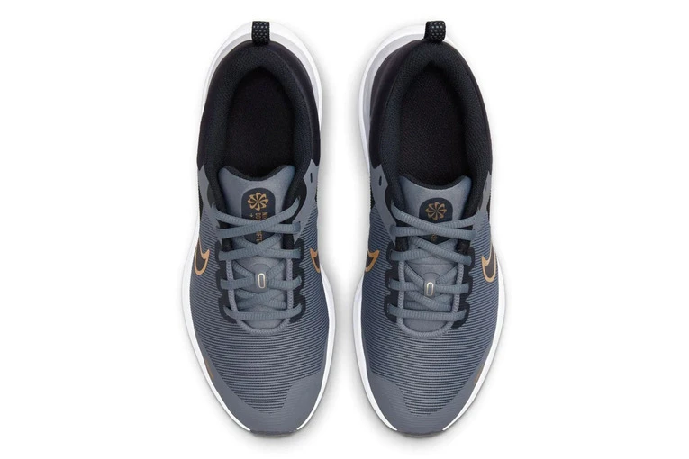 Nike Downshifter 12 Loopschoen Grijs KIDS 6 Nike Downshifter 12 Loopschoen Grijs KIDS - Afbeelding 4