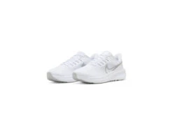 Nike Pegasus 39 Loopschoenen Wit/Pure Platinum/Grey Fog/Metallic Silver Dames 10 Nike Pegasus 39 Loopschoenen Wit/Pure Platinum/Grey Fog/Metallic Silver Dames -Schoenenwinkel 37107589 3