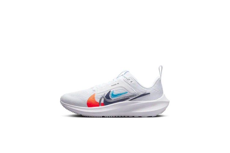 Nike Air Zoom Pegasus 40 PR Loopschoen Wit/multi KIDS 3 Nike Air Zoom Pegasus 40 PR Loopschoen Wit/multi KIDS